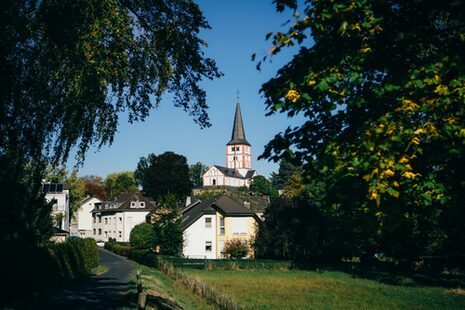 Die Doppelkirche in Schwarzrheindorf