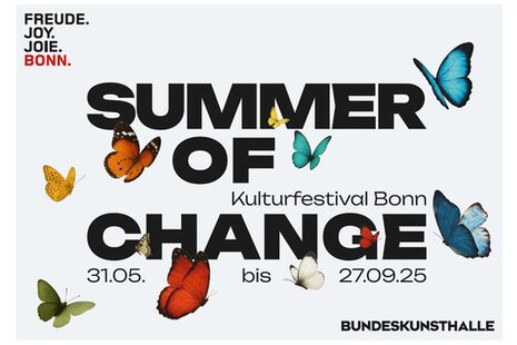 È possibile vedere il marchio di parole/immagini Summer of Change con lo SChriftzug e le farfalle.